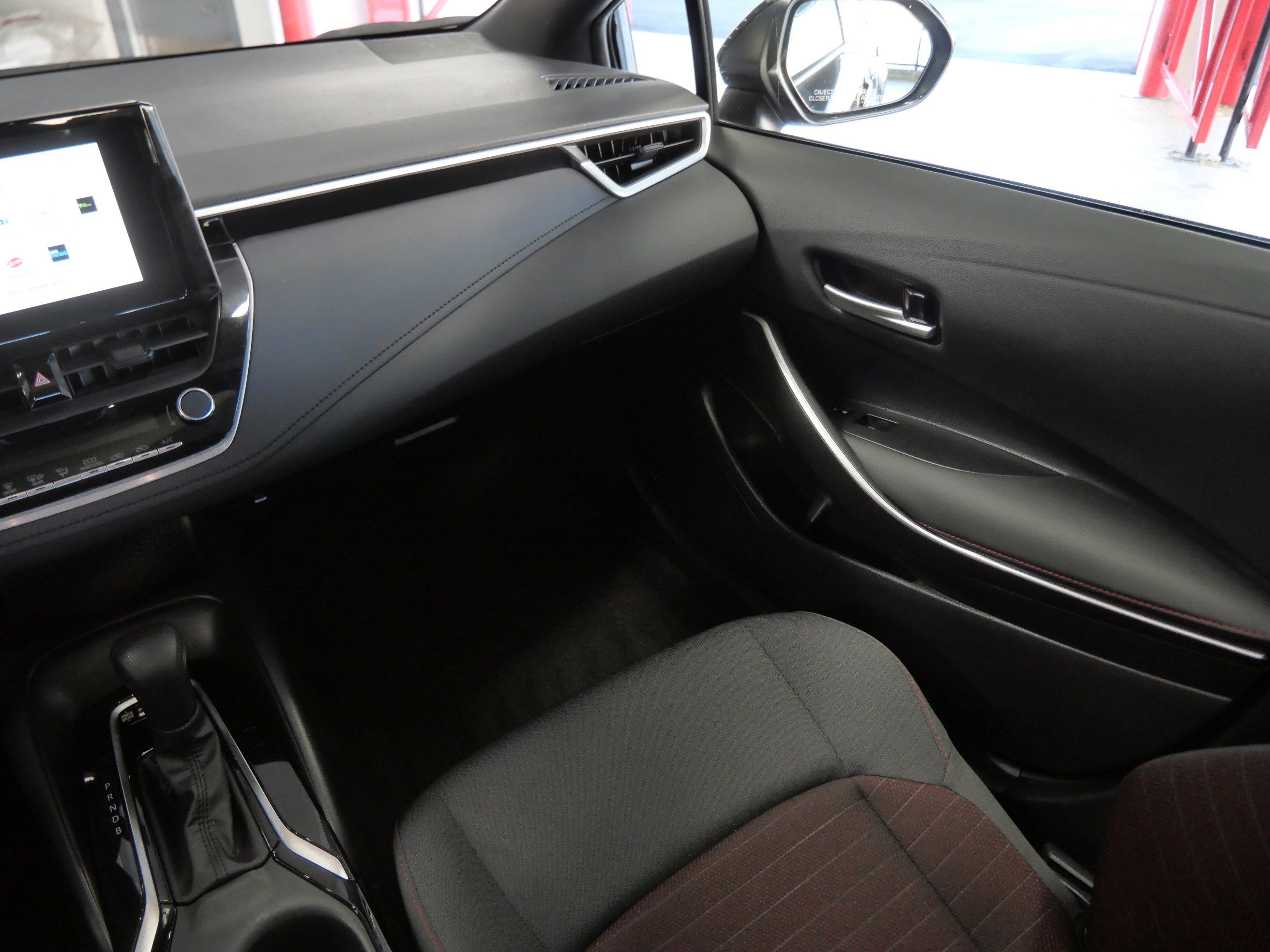 Certified 2023 Toyota Corolla SE w/ SE Premium Package image 12