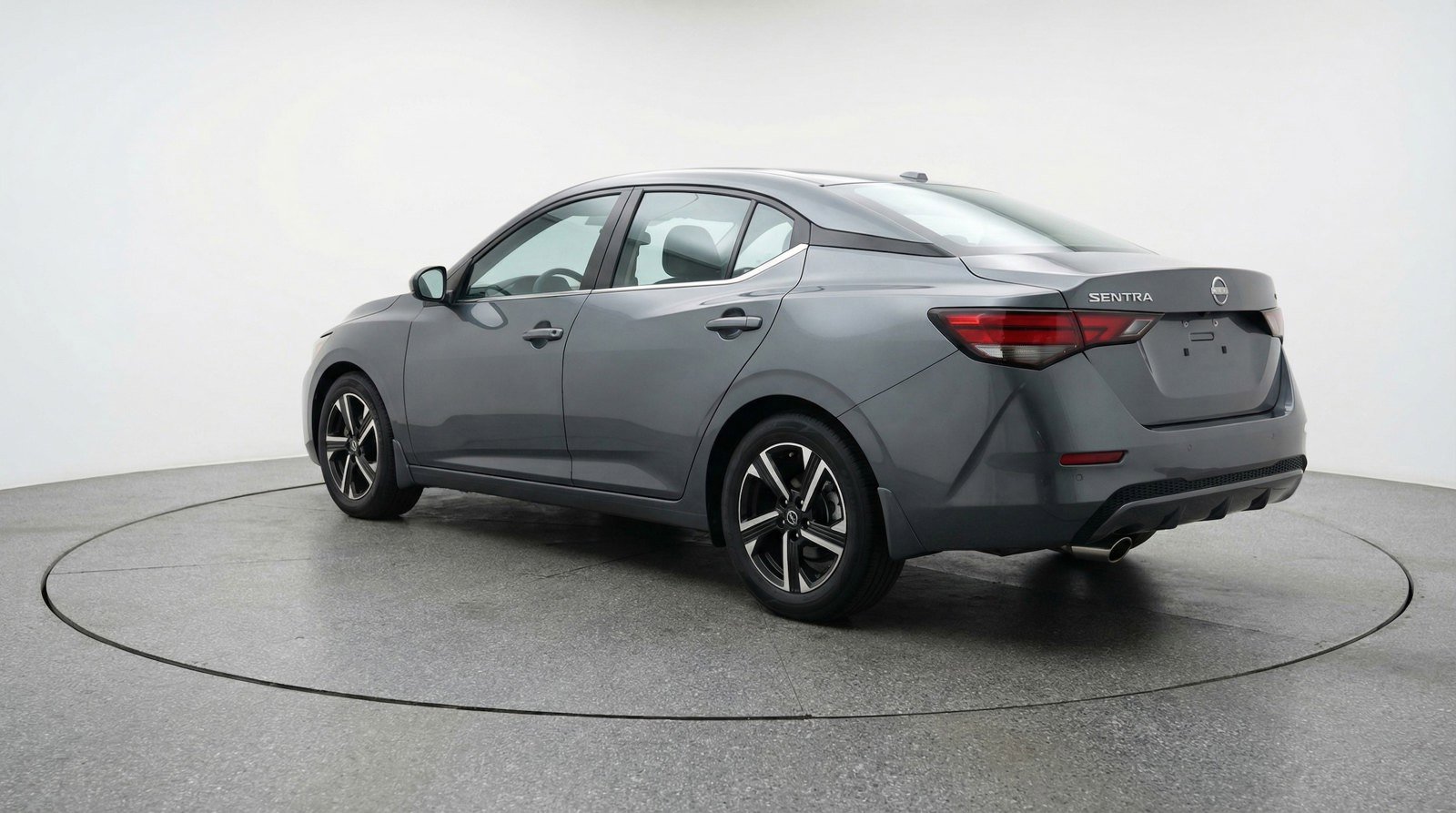 Used 2025 Nissan Sentra SV FWD image 5