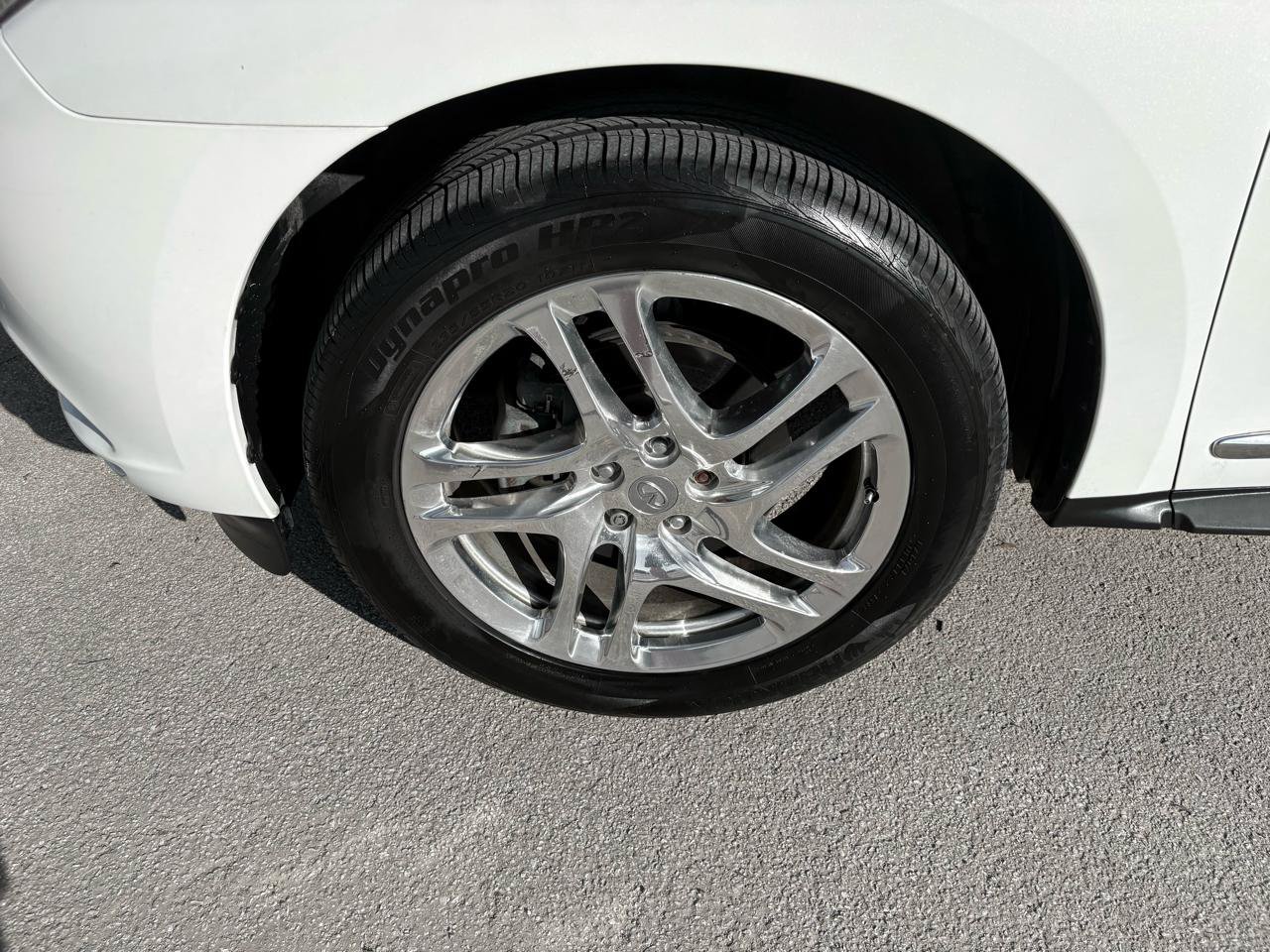 Used 2013 INFINITI JX35 AWD w/ Premium Pkg image 26