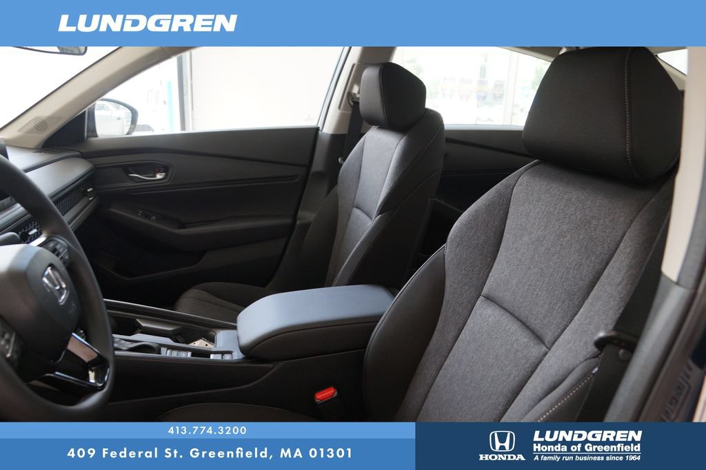 Used 2025 Honda Accord SE image 14