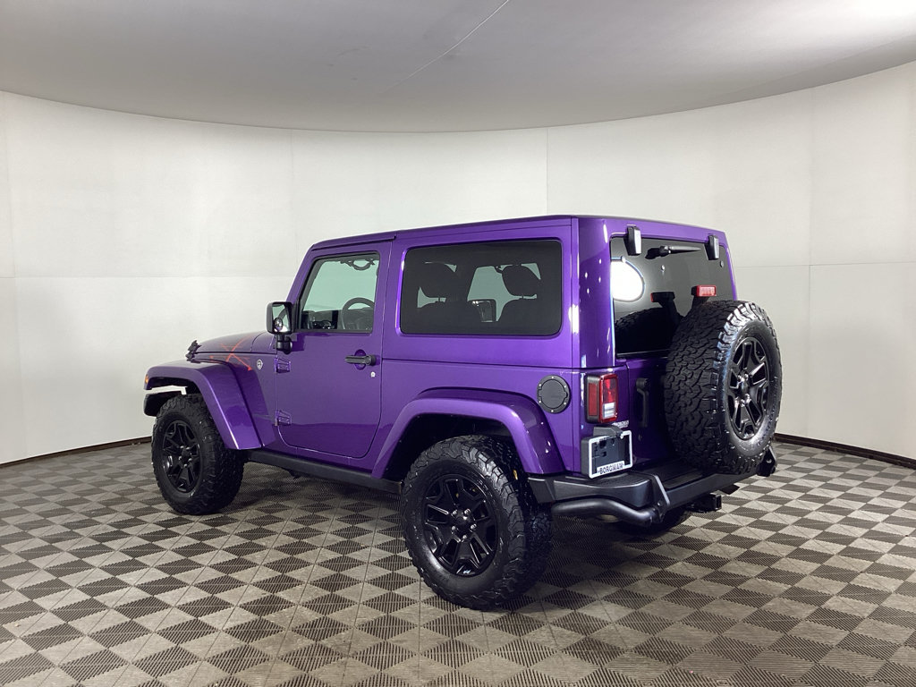 Used 2016 Jeep Wrangler Sahara AWD/4WD image 4