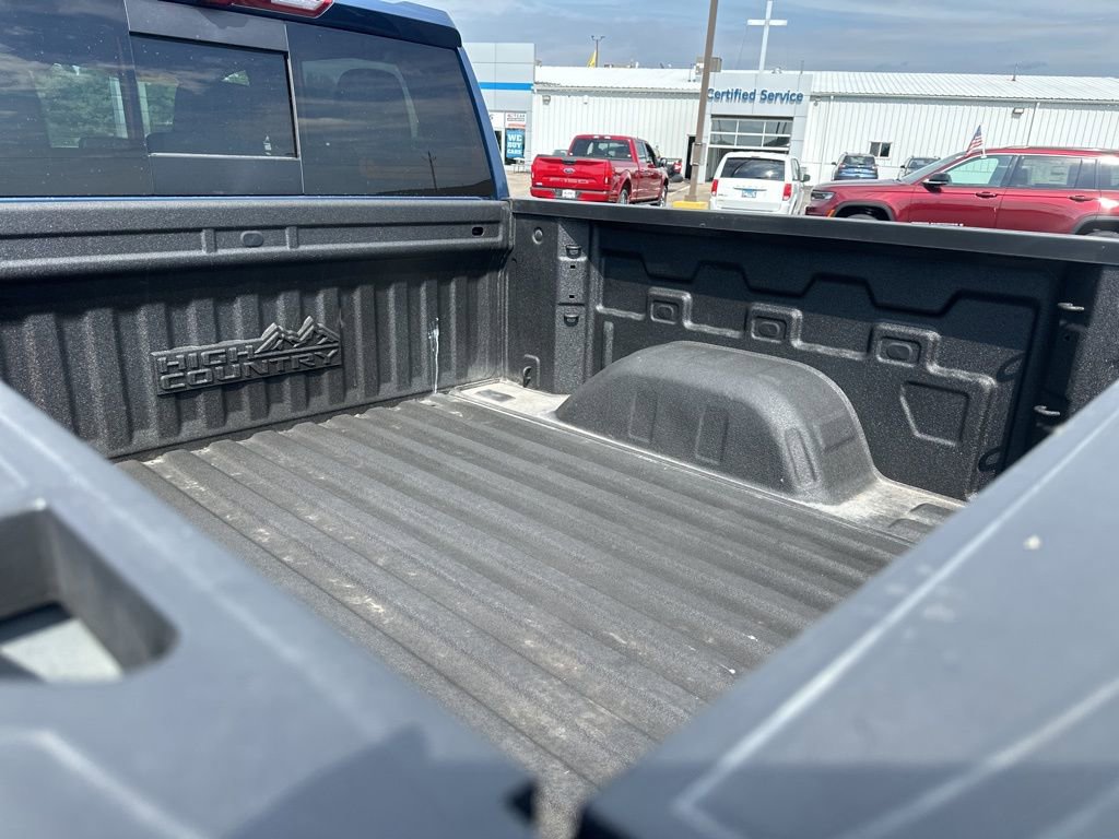Used 2024 Chevrolet Silverado 1500 High Country image 14