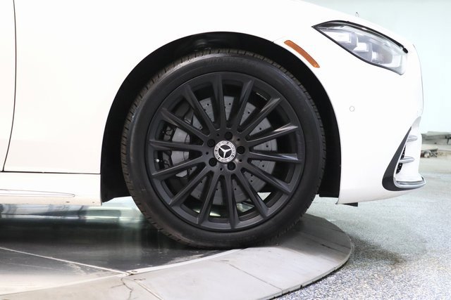 Used 2023 Mercedes-Benz S 580 4MATIC Sedan w/ AMG Line image 18