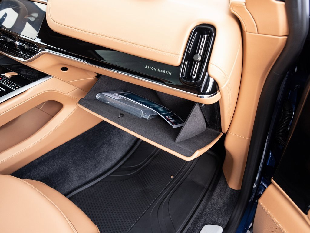 New 2025 Aston Martin DBX 707 image 49