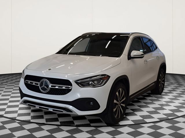 Used 2023 Mercedes-Benz GLA 250 4MATIC w/ Premium Package image 9
