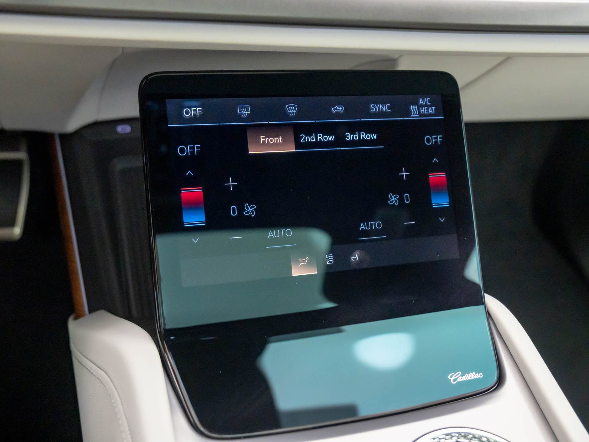 New 2026 Cadillac Vistiq Sport w/ LPO, Floor Liner Package image 30