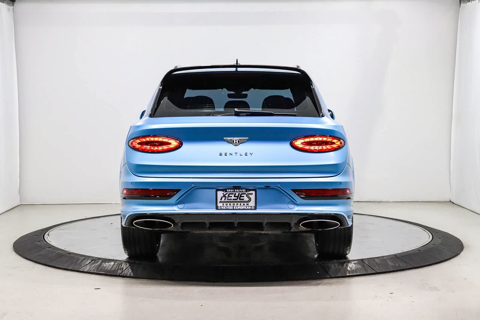 Used 2022 Bentley Bentayga Speed AWD/4WD image 3