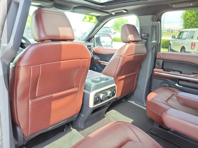 Certified 2022 Ford Expedition Limited AWD/4WD image 10