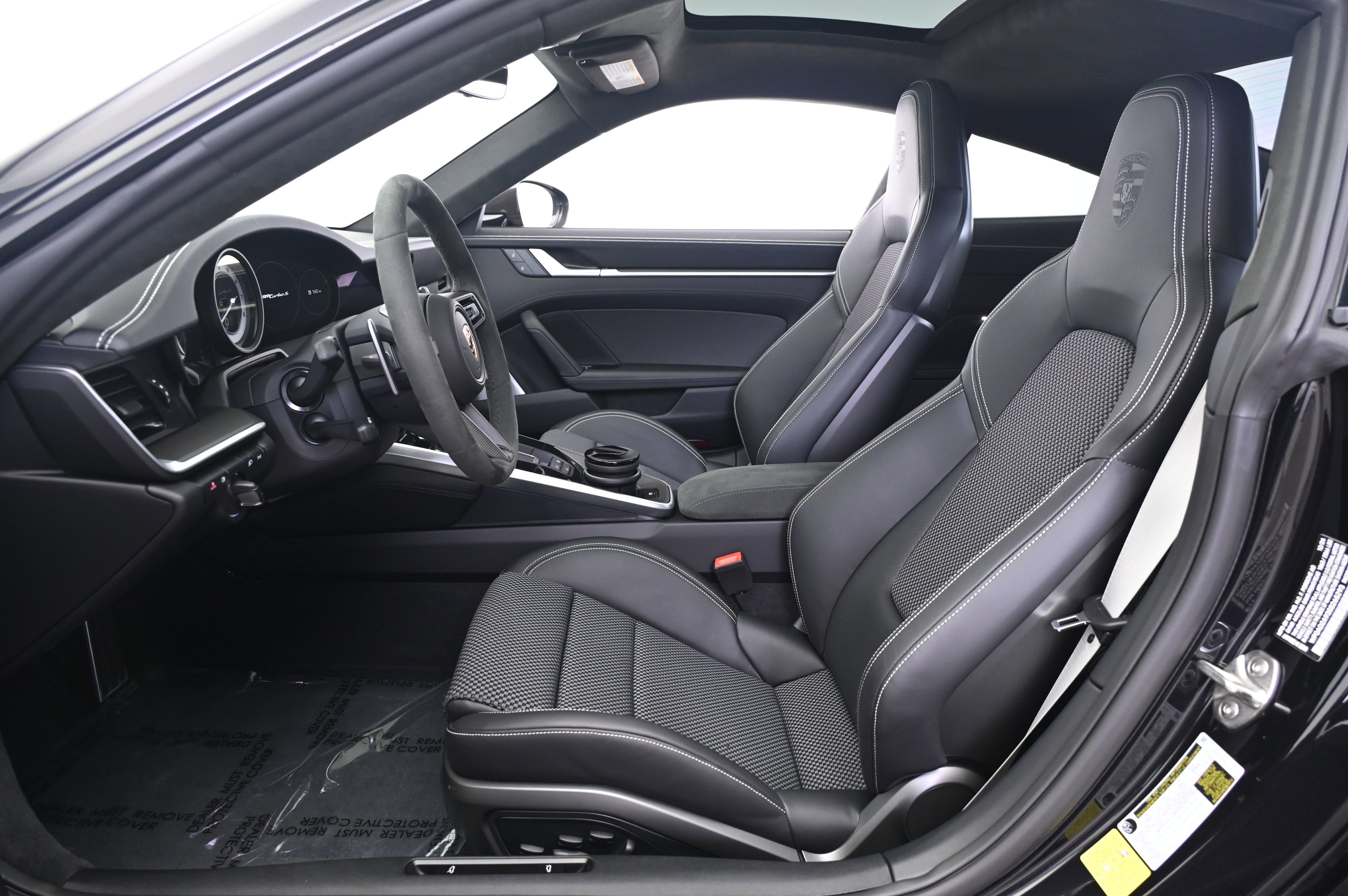 Certified 2025 Porsche 911 Turbo image 26