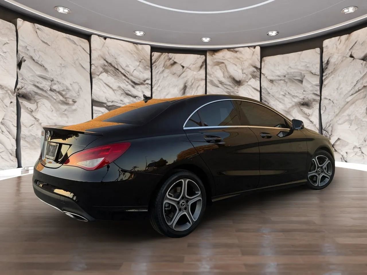 Used 2018 Mercedes-Benz CLA 250 image 18