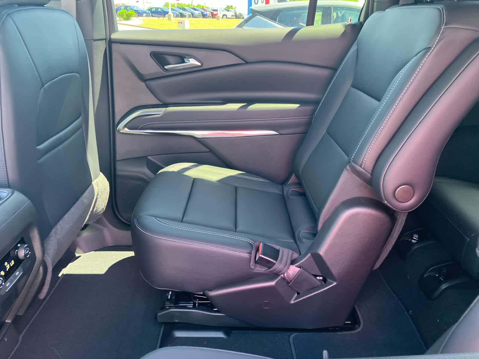New 2026 Chevrolet Traverse LT AWD/4WD image 35