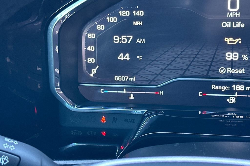 Used 2025 GMC Sierra 1500 Elevation image 25