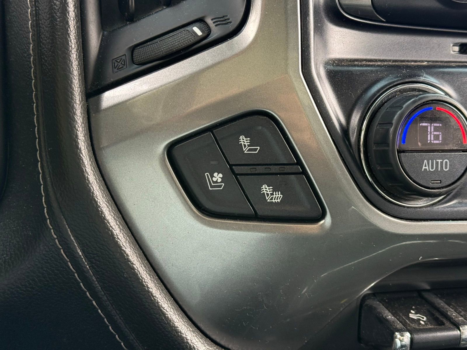 Used 2017 Chevrolet Silverado 1500 LTZ Z71 w/ LTZ Plus Package image 24