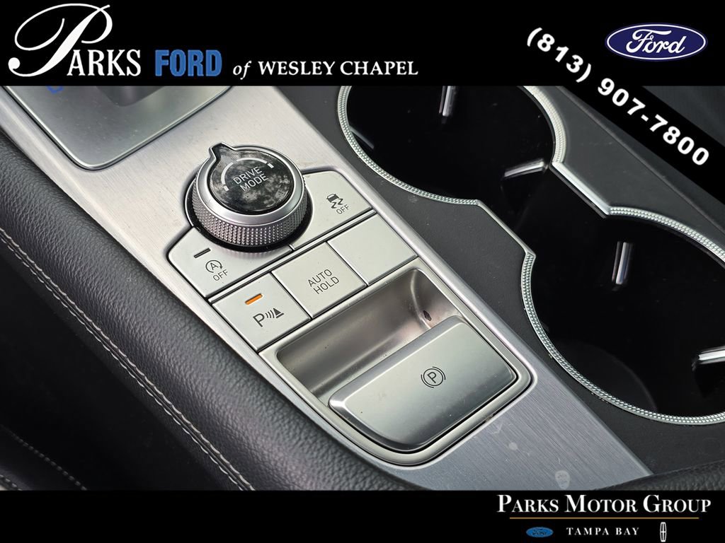 Used 2021 Genesis G70 2.0T w/ Elite Package RWD image 24