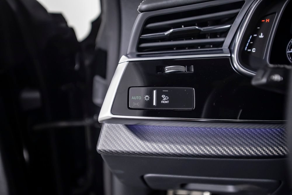 Used 2025 Audi RS Q8 performance AWD/4WD image 35
