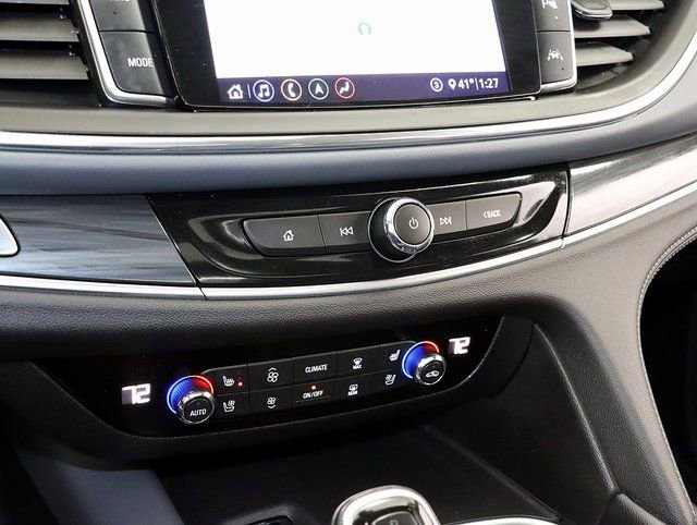 Used 2020 Buick Enclave Premium w/ Sun and Sites Package AWD/4WD image 21