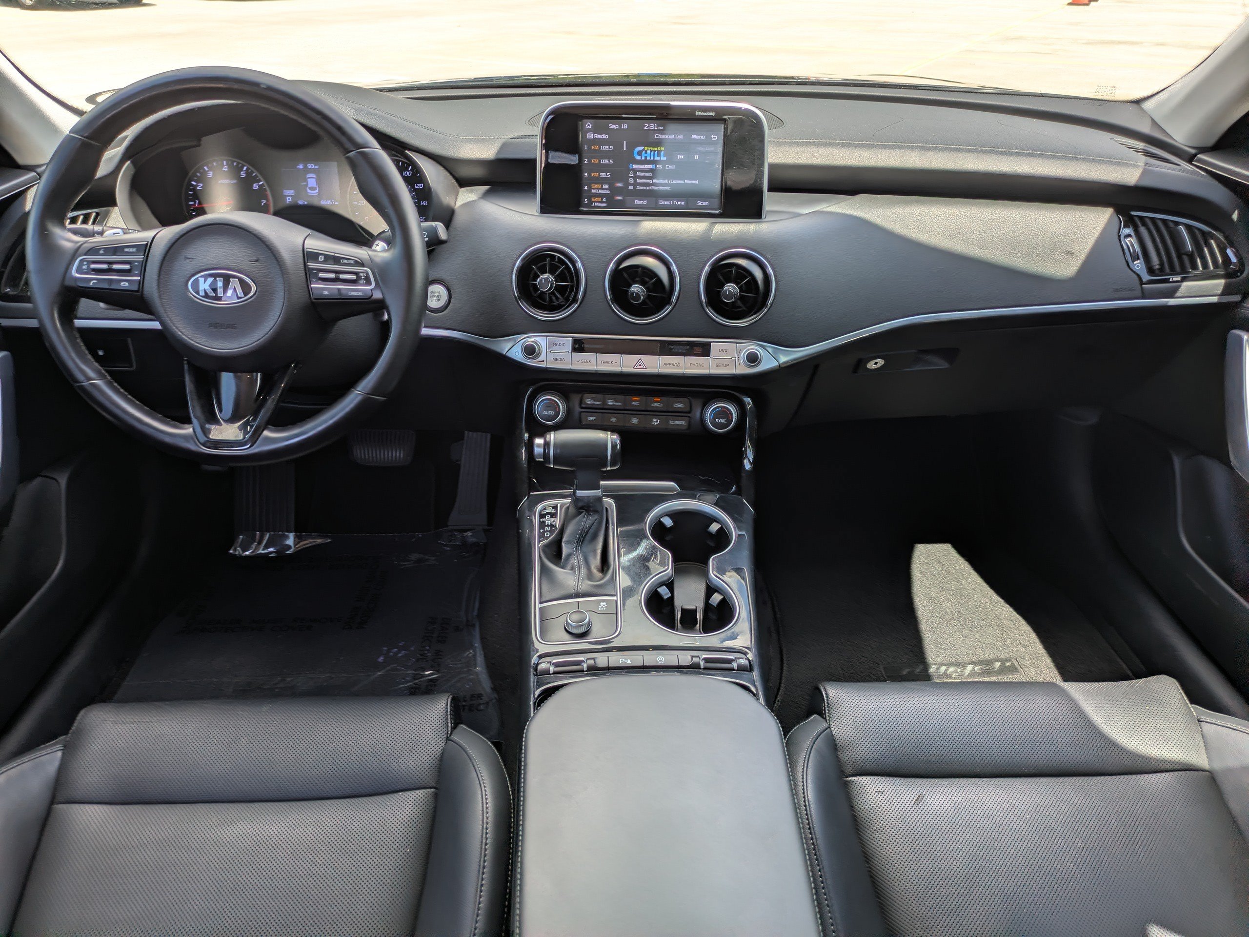 Used 2019 Kia Stinger RWD image 13