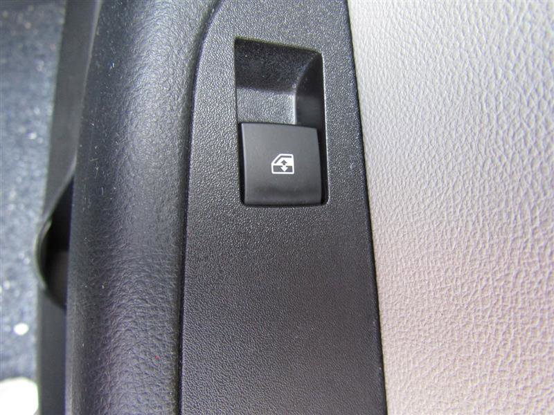 Used 2016 Chevrolet Equinox LT w/ Convenience Package image 33