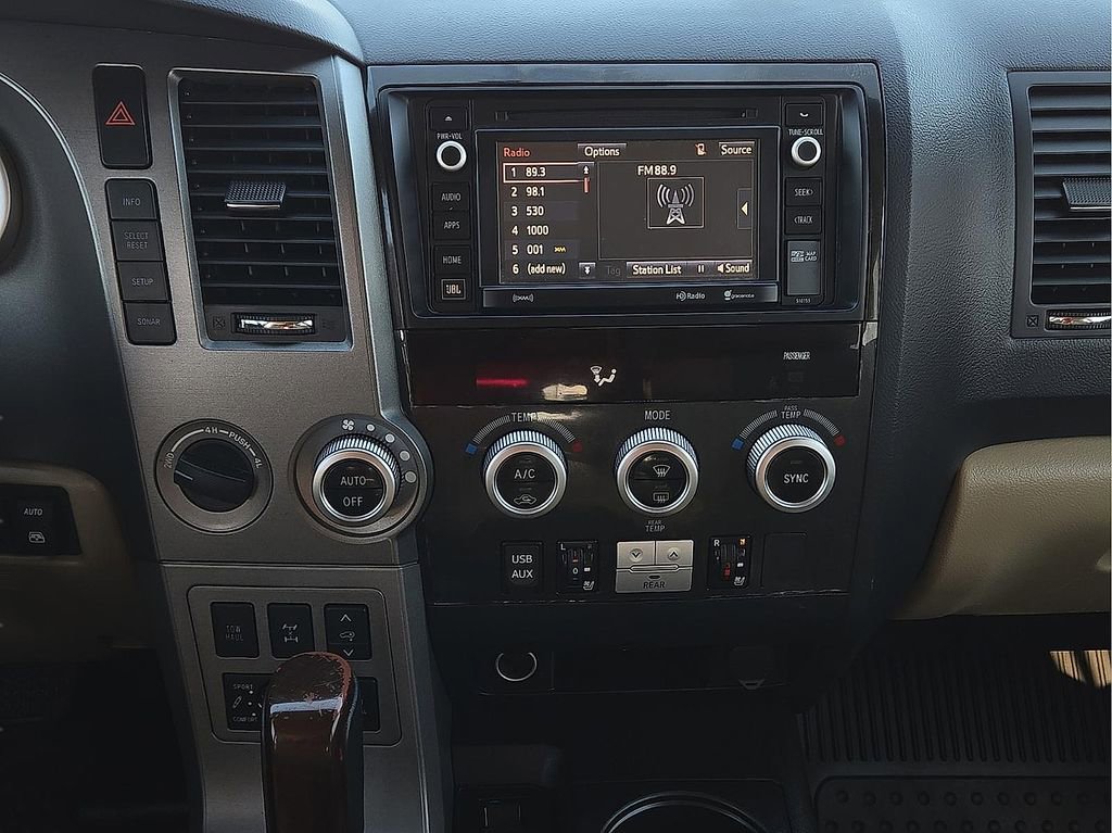 Used 2017 Toyota Sequoia Platinum image 14