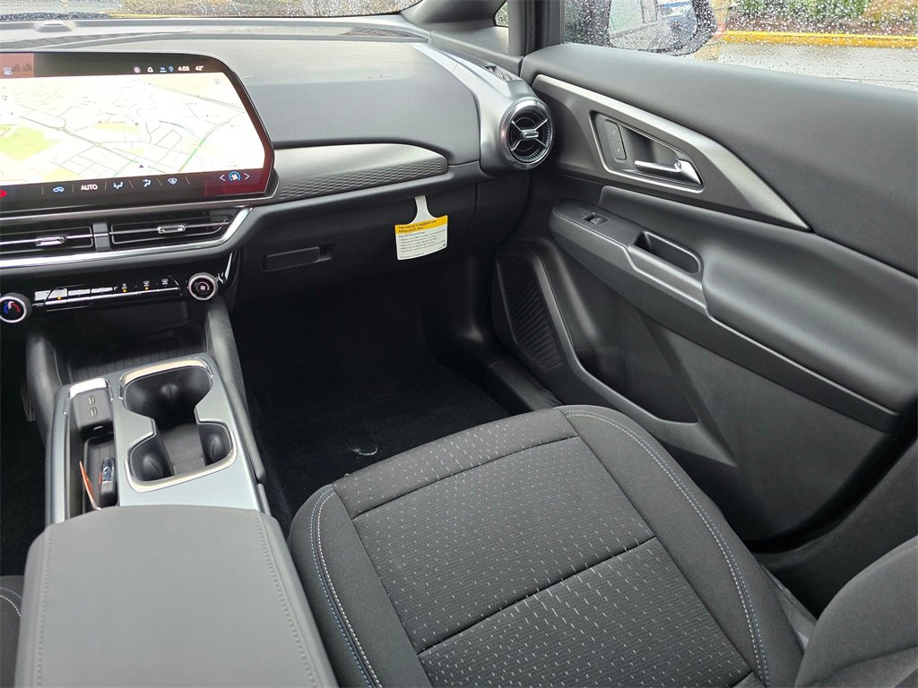 Used 2025 Chevrolet Equinox EV LT image 20