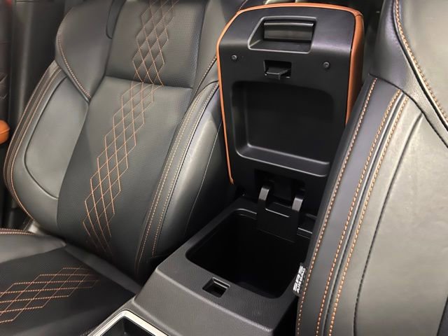 Used 2024 Mitsubishi Outlander SEL image 35