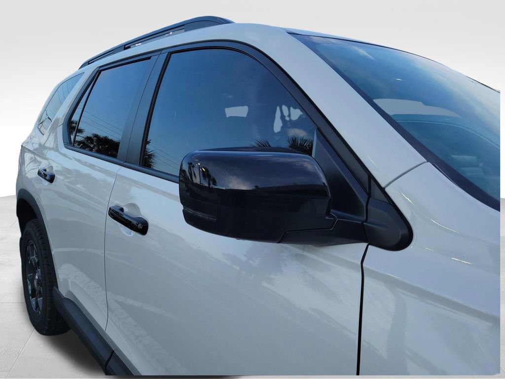 Used 2025 Honda Pilot TrailSport image 10