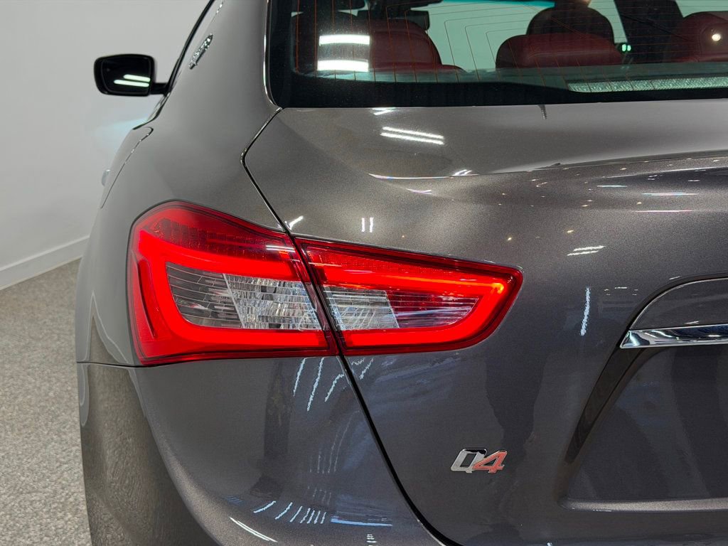 Used 2016 Maserati Ghibli S Q4 AWD/4WD image 22