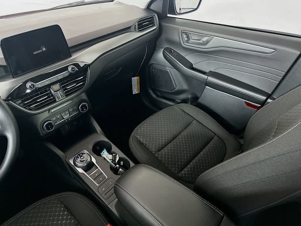 New 2026 Ford Escape Active FWD image 11