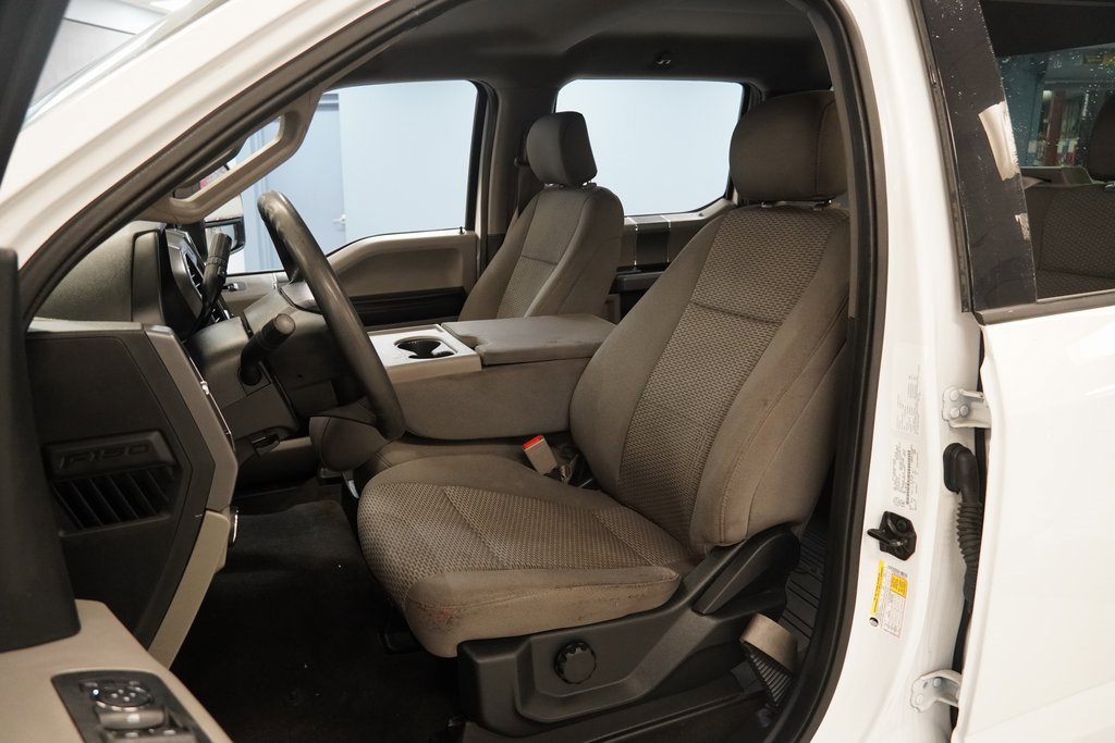 Used 2020 Ford F150 XLT w/ XTR Package image 3