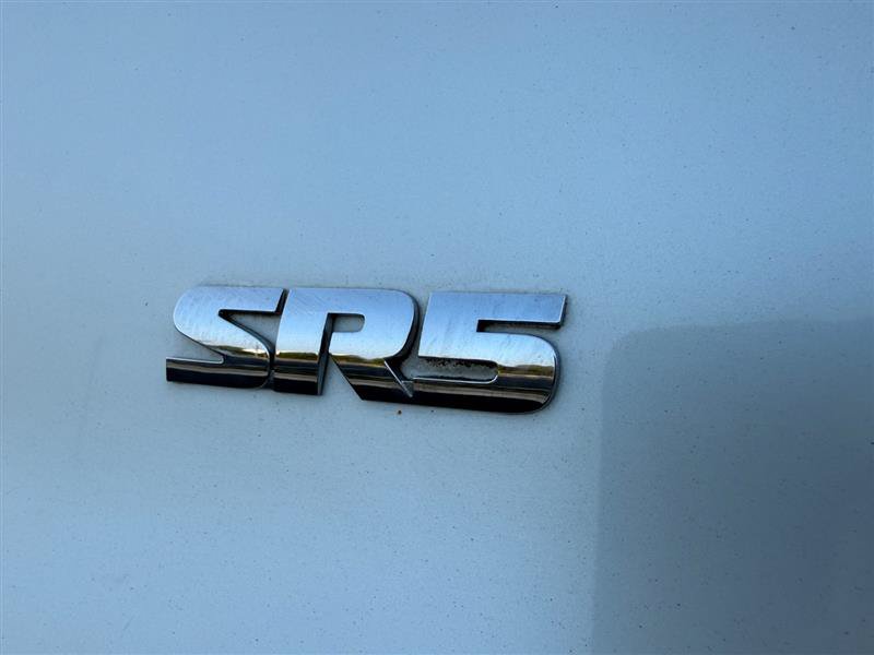 Used 2011 Toyota 4Runner SR5 AWD/4WD image 22