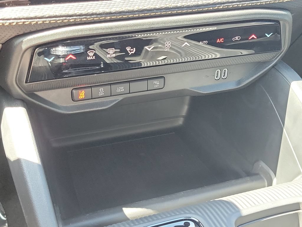 New 2026 Jeep Cherokee Overland AWD/4WD image 19