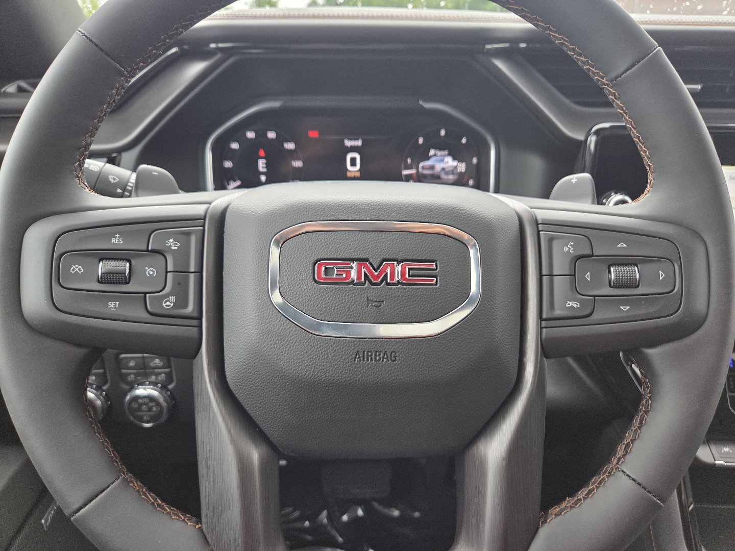 New 2026 GMC Sierra 1500 AT4 w/ AT4 Premium Package AWD/4WD image 34