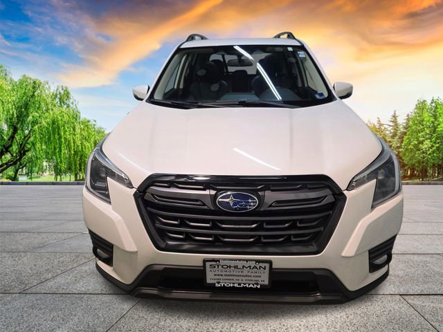 Used 2023 Subaru Forester Limited image 9