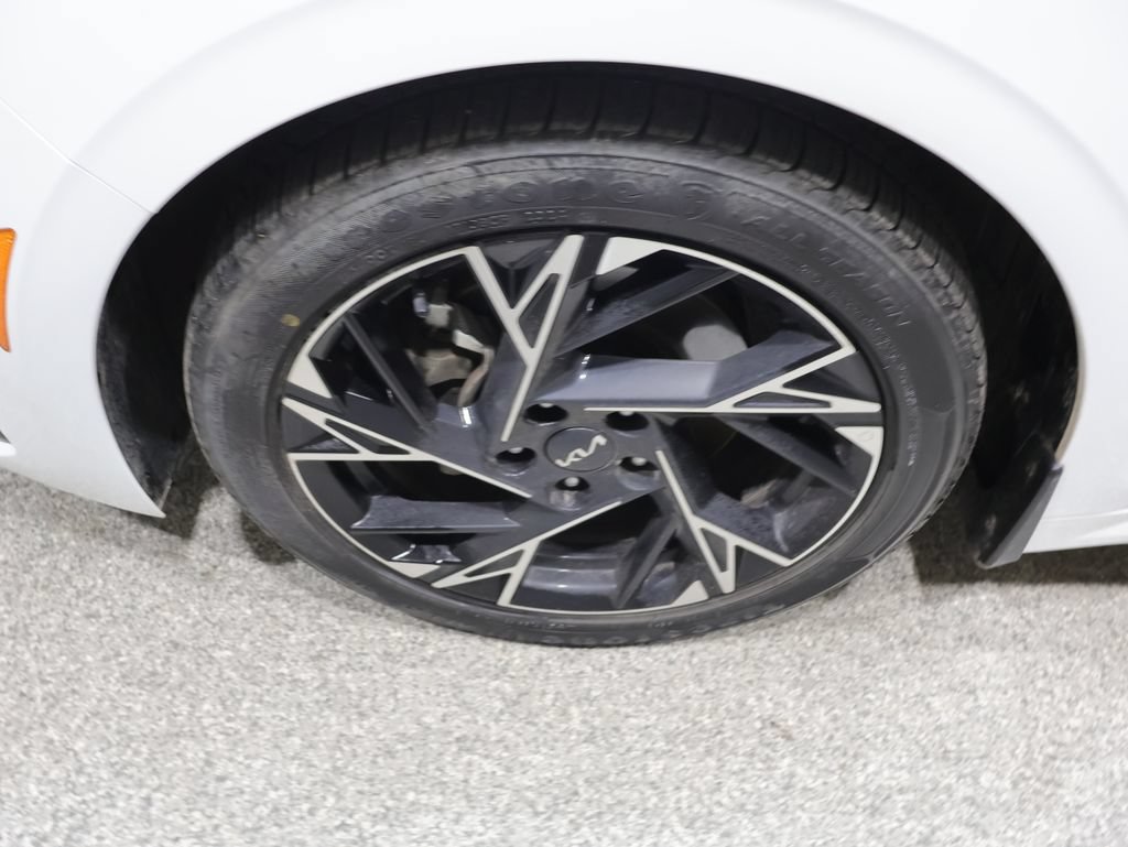 Used 2025 Kia K5 GT-Line w/ GT-Line Premium Package AWD/4WD image 10