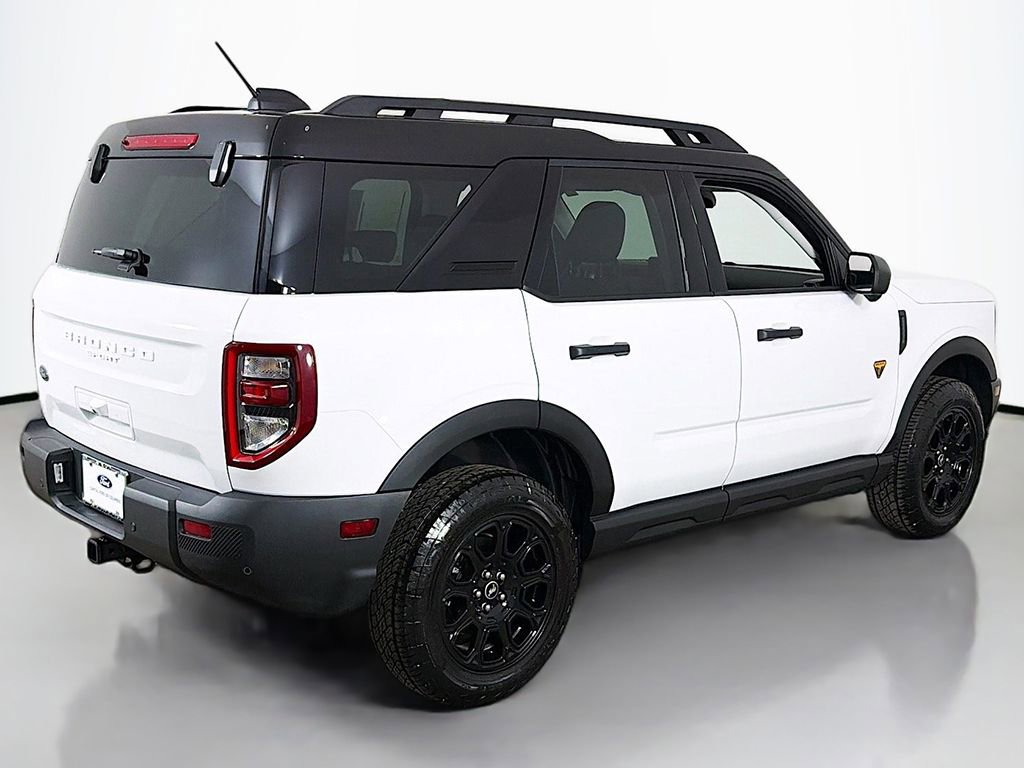 Used 2025 Ford Bronco Sport Badlands image 8