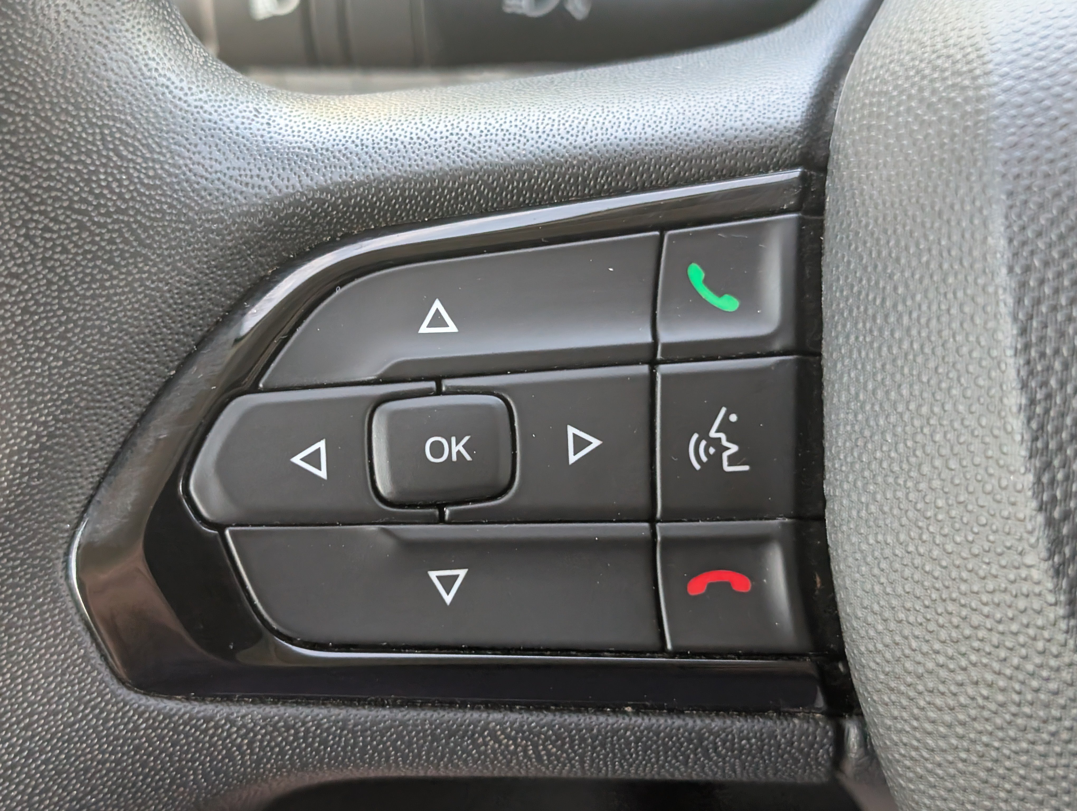 Used 2025 RAM ProMaster 2500 w/ Convenience Group FWD image 14