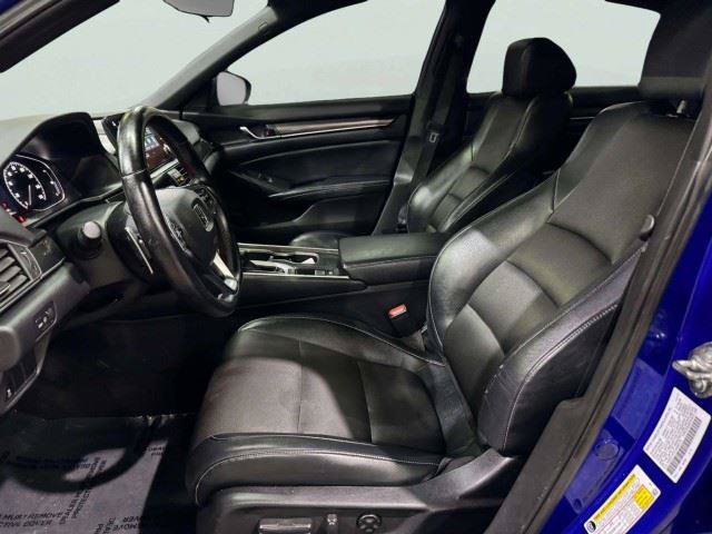 Used 2018 Honda Accord Sport image 15