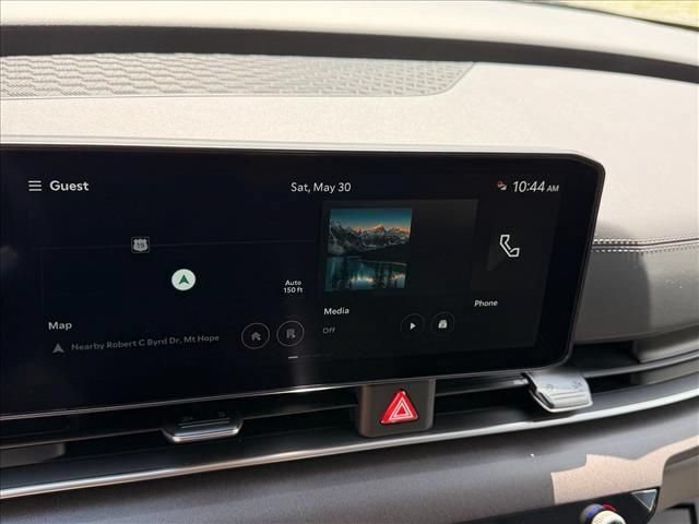 New 2026 Kia Carnival EX FWD image 20