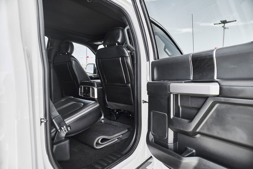 Used 2020 Ford F150 Platinum w/ Equipment Group 701A Luxury AWD/4WD image 13