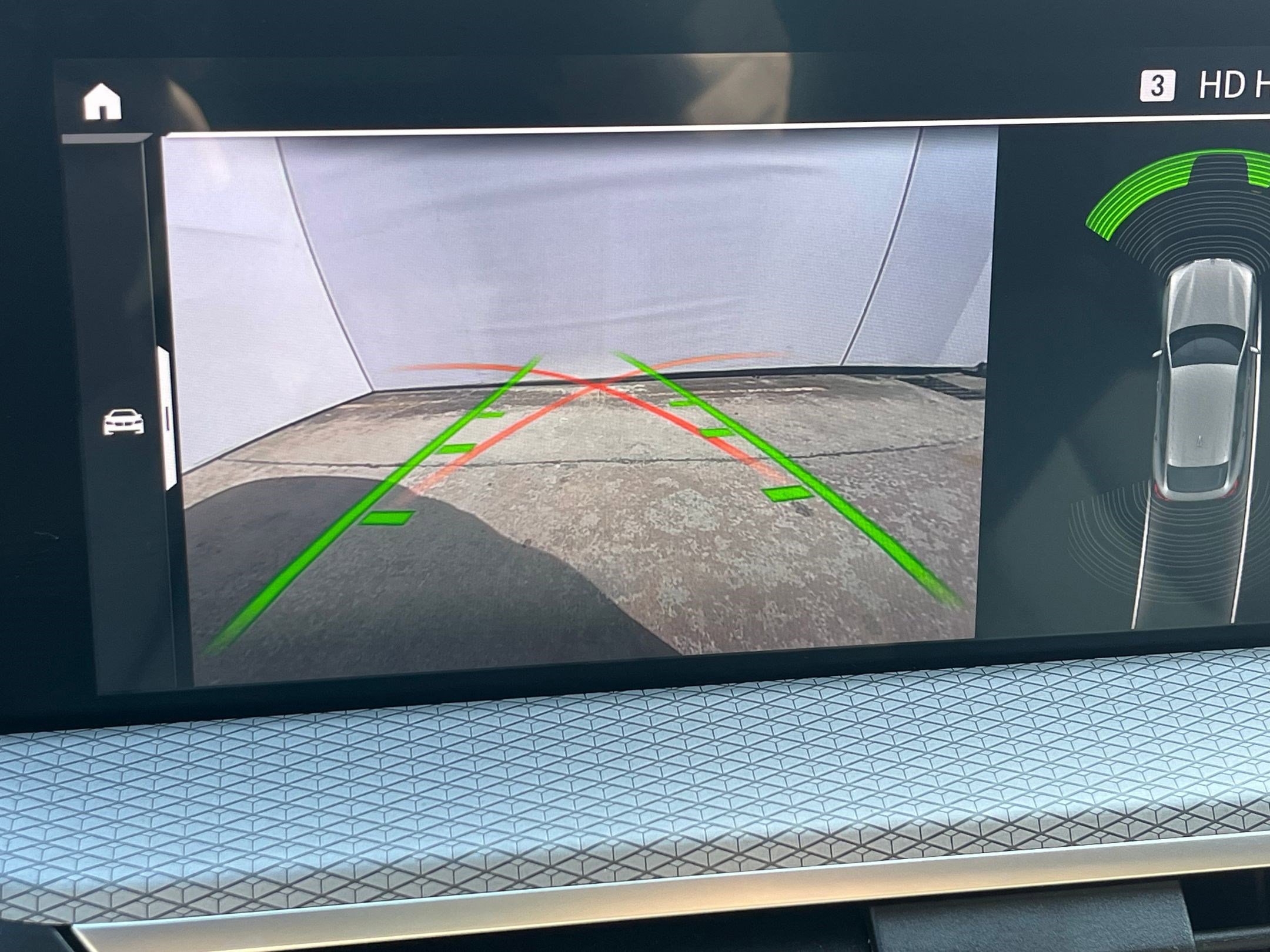 Used 2021 BMW X4 xDrive30i w/ M Sport Package image 30