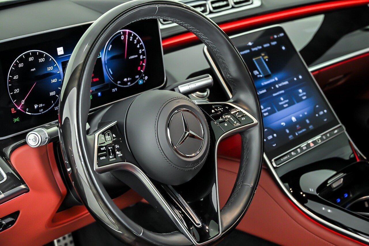 Used 2024 Mercedes-Benz S 580e 4MATIC Sedan image 22