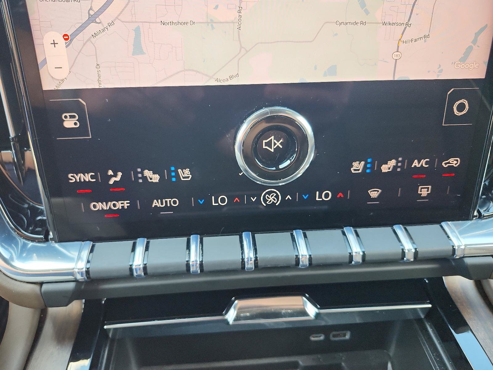 Certified 2025 GMC Yukon Denali Ultimate AWD/4WD image 23