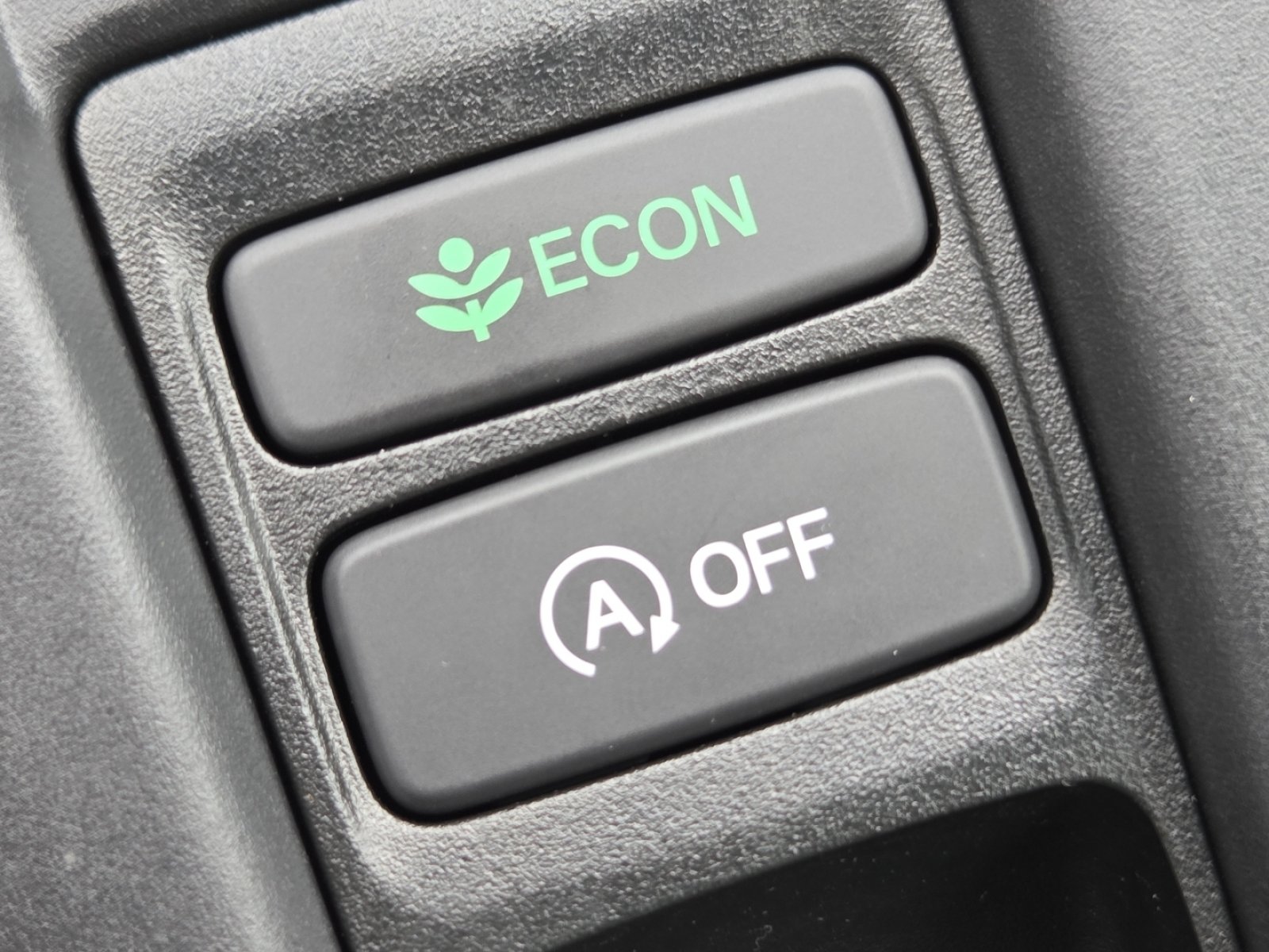Used 2025 Honda Accord SE image 9