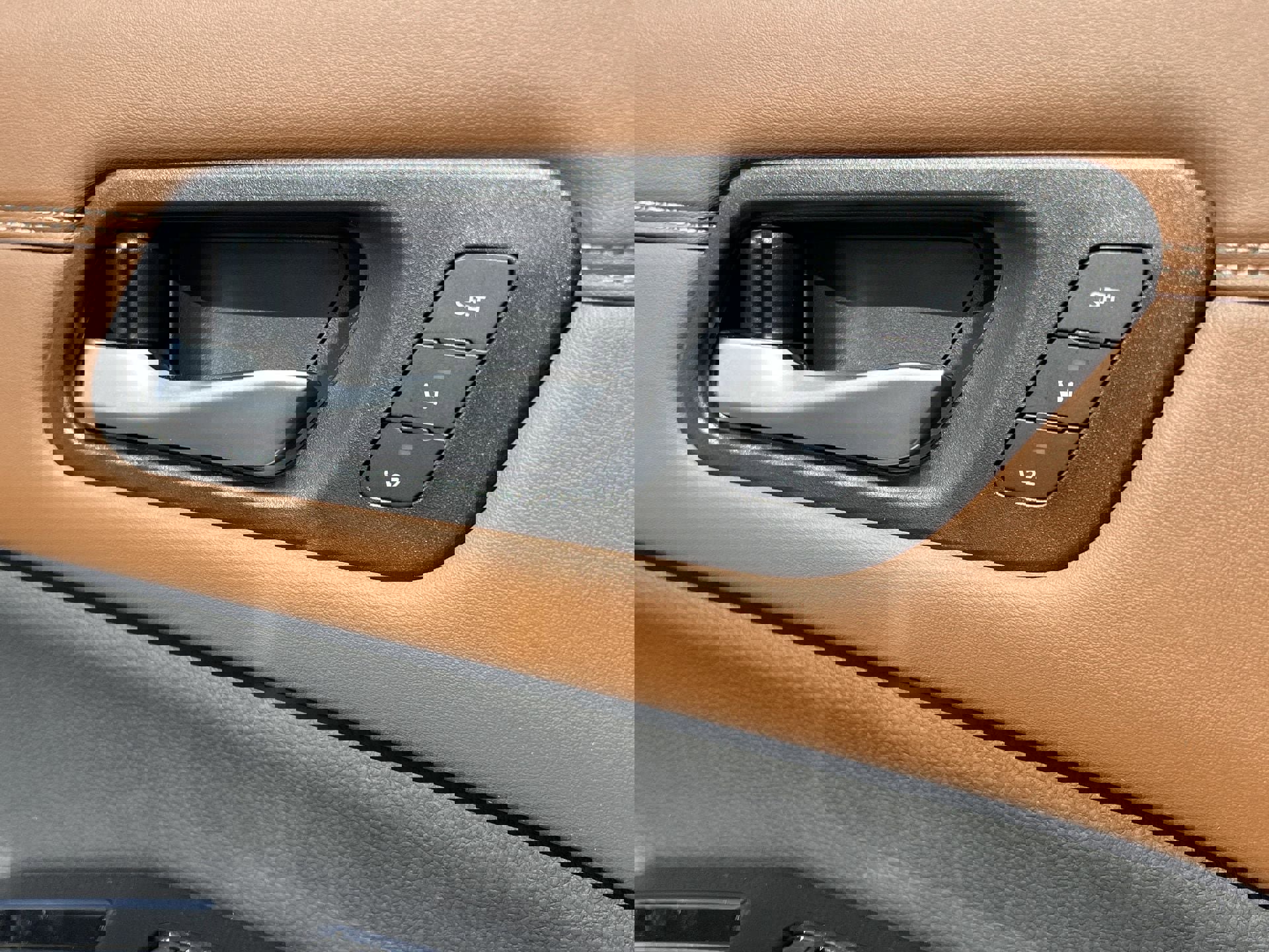 New 2026 Nissan Pathfinder Platinum image 17