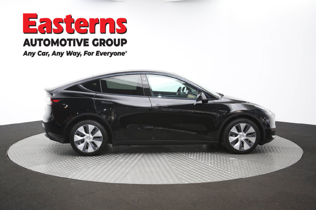 Used 2022 Tesla Model Y Long Range AWD/4WD image 43