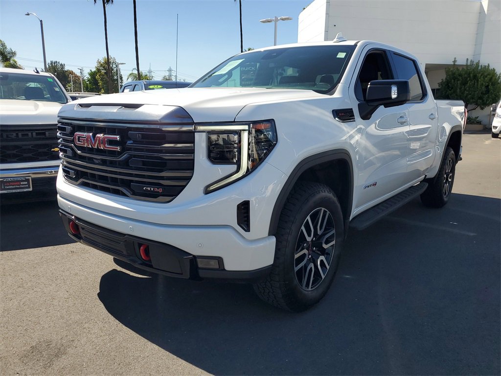 Used 2023 GMC Sierra 1500 AT4 w/ AT4 Premium Package image 2