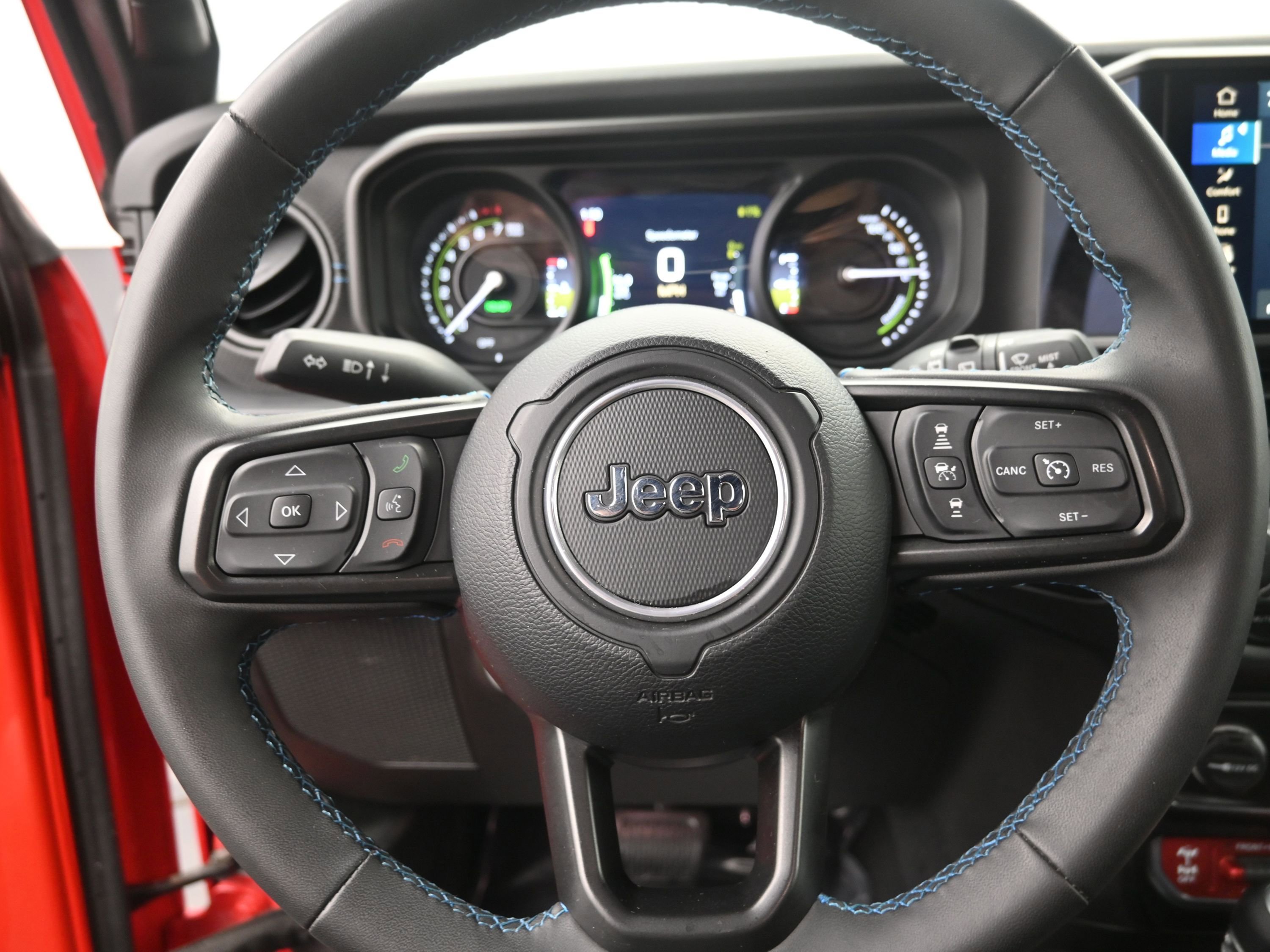 Used 2024 Jeep Wrangler Unlimited Rubicon 4xe image 22