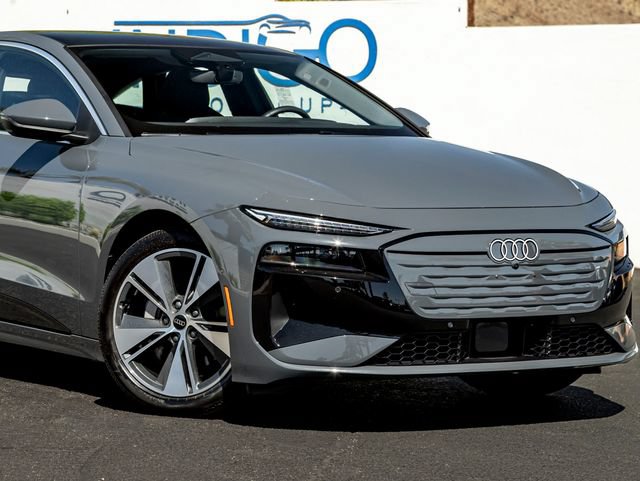 Used 2025 Audi A6 e-tron Premium Plus w/ Premium Plus RWD image 5