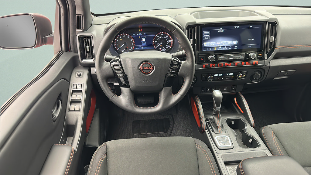 Used 2026 Nissan Frontier PRO-4X AWD/4WD image 11