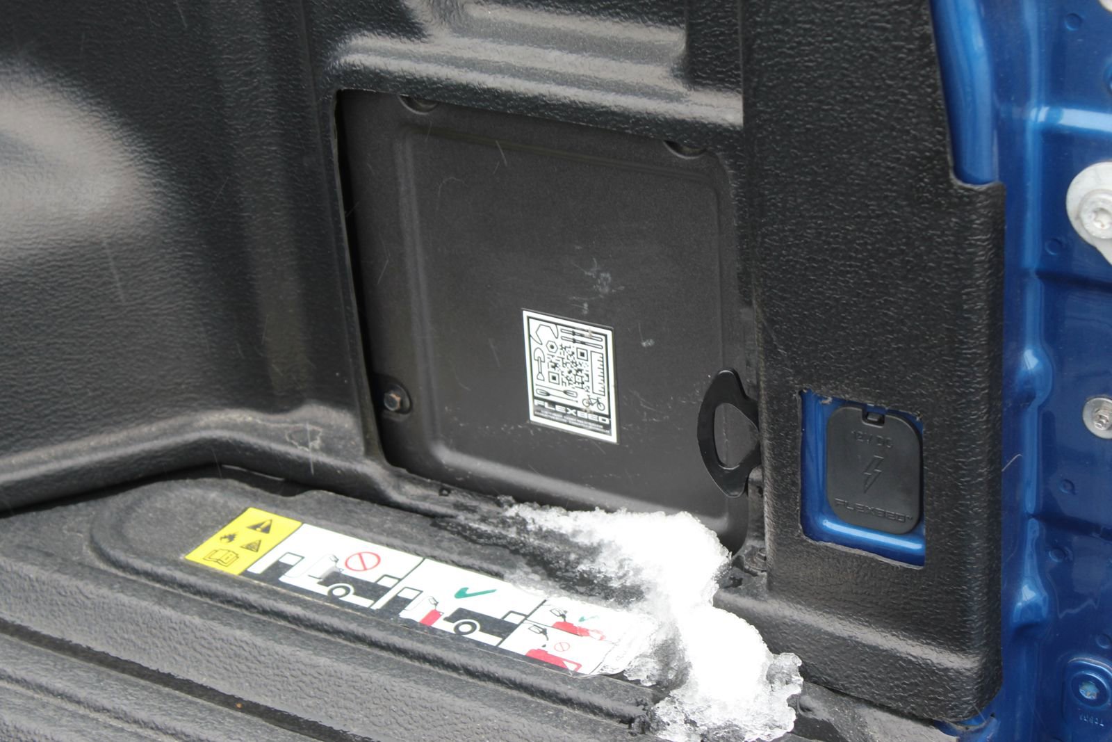 Used 2023 Ford Maverick XL image 16